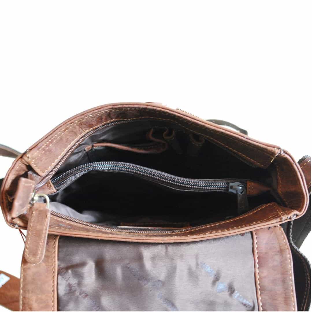 Leather shoulder bag Green Wood | Leo