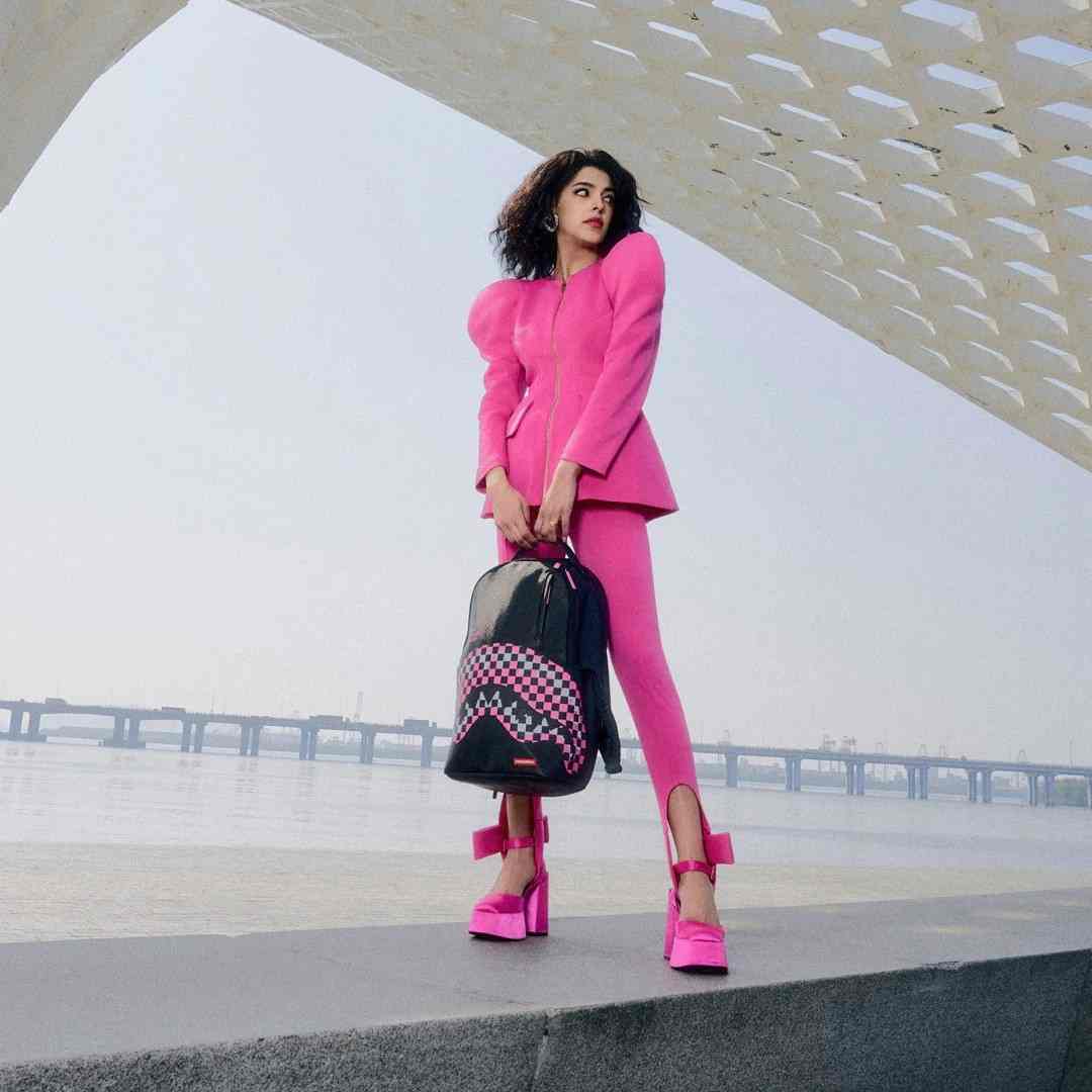 Nahrbtnik Sprayground | Shark Central Breakup Check Sorbet Grey