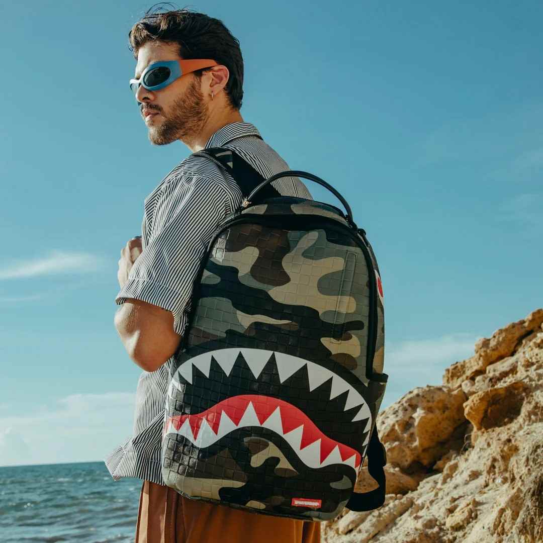 Nahrbtnik Sprayground | Woodland Camo Check