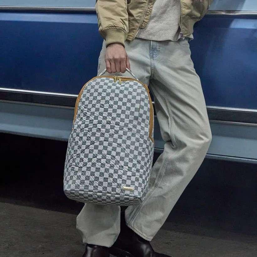 Nahrbtnik Sprayground | Graff Embossed Cream Check